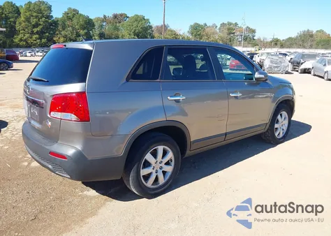 2013 Kia Sorento Lx из США, поврежденный, VIN 5XYKT3A14DG388052